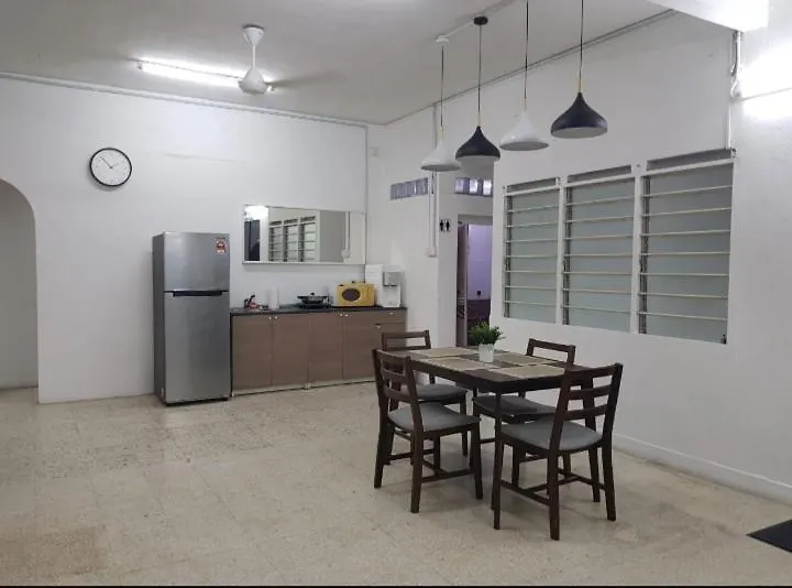 Amilite Villa Gelugor Holiday home